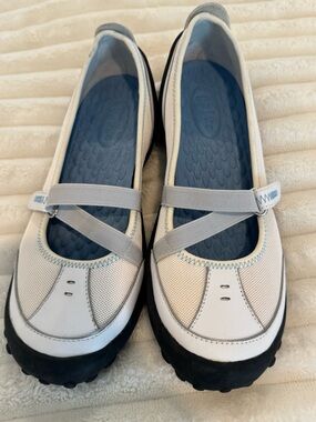 Privo by Clarks Shoes Womens 8 M Slip On Canvas Casual Comfort Walking Mary Jane